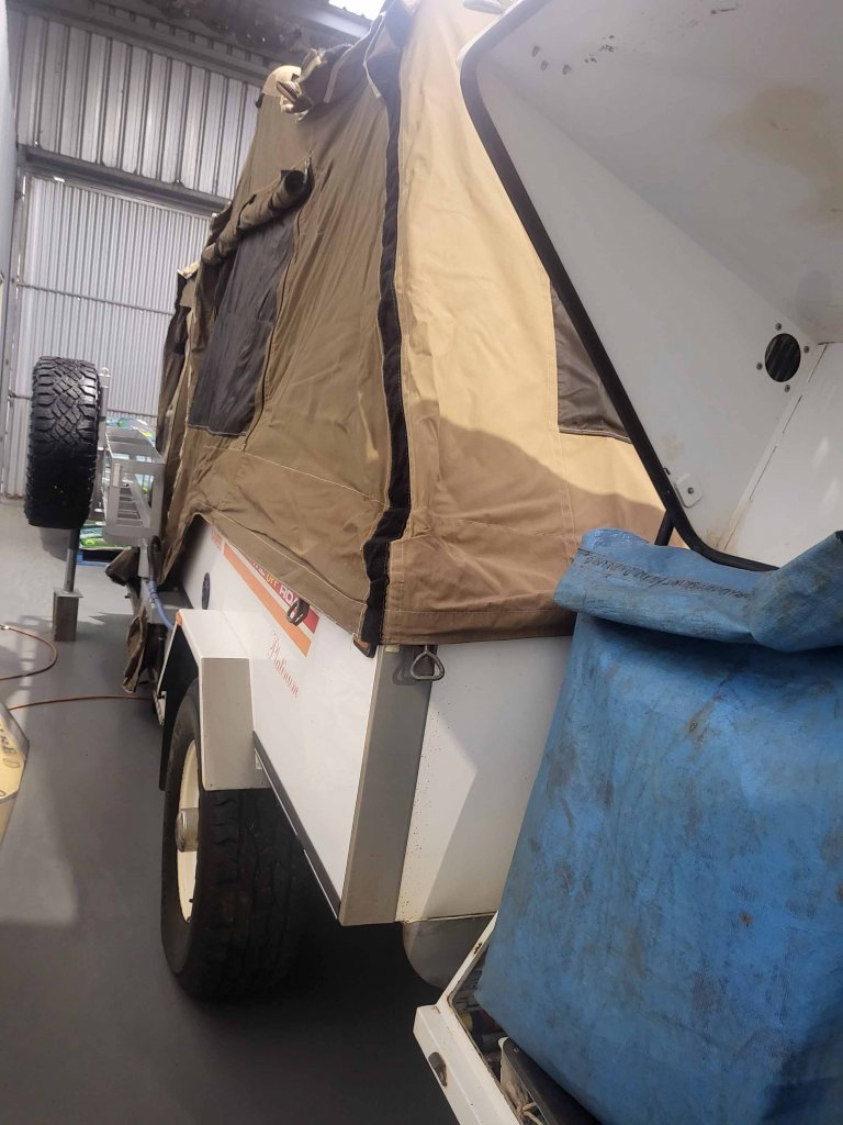 Donehues_Leisure_Used_Kimberly_King_of_the_road_Camper_Mt-Gambier_22026M-2-768x1024